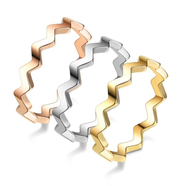 Arc Wave Shape Special Ring – Snygg Pinky Ring för kvinnor med delikat utskärningsdesign och glittrande detaljer